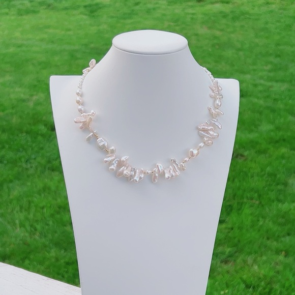 Jewelry - B47 Handmade Freshwater Baroque Pearl Necklace